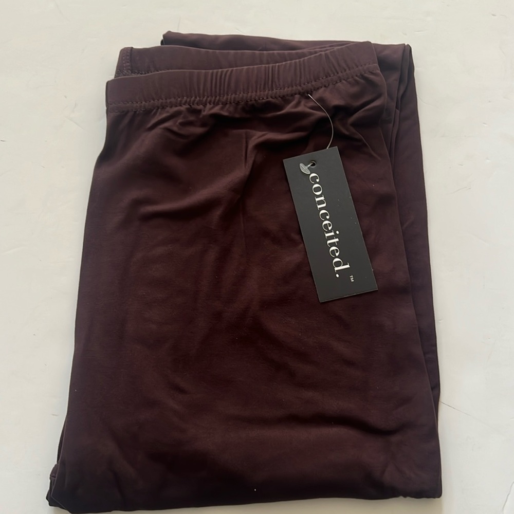 Conceited Women's Brown Leggings